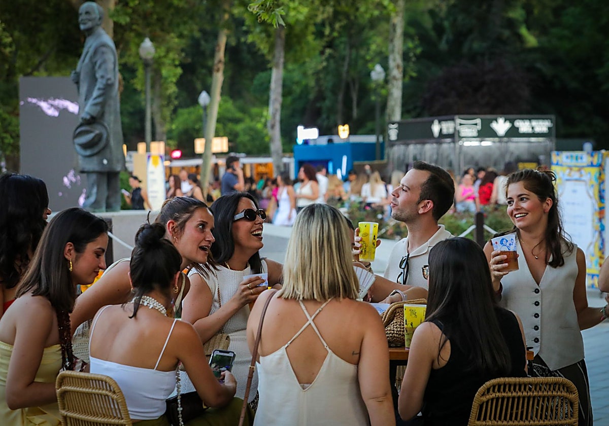 Ambiente en Icónica Santalucía Sevilla Fest