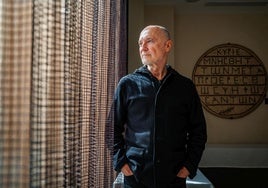 Richard McGuire, autor de 'Aquí': «No vivimos el momento, estamos siempre viajando en el tiempo»