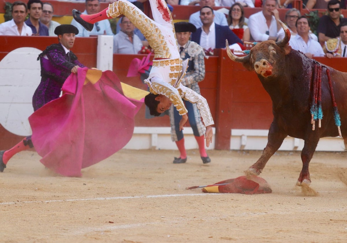 Cogida de Marco Pérez