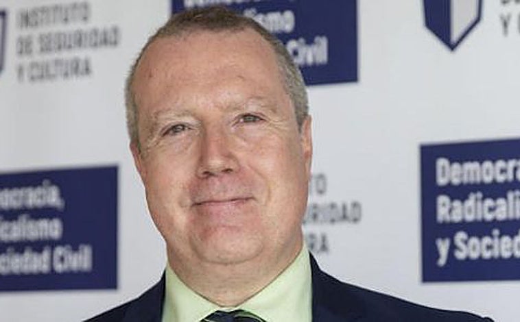 Görüntü - ' Uluslararası İlişkilerde Barış, Güvenlik ve Savunma '