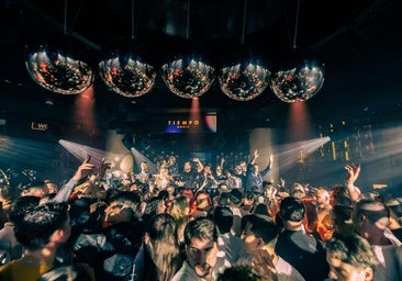 En un club de Ibiza: salir del Lío