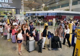 Sostres en el aeropuerto de El Prat: Es el momento de retirarnos