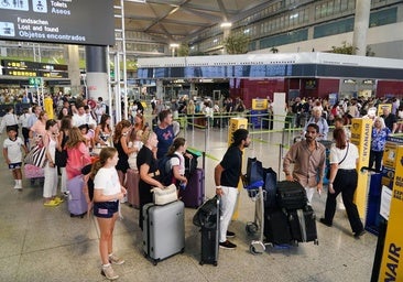 Sostres en el aeropuerto de El Prat: Es el momento de retirarnos