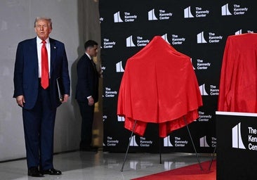 Trump enciende su nueva era cultural con Stallone, KISS y Gloria Gaynor