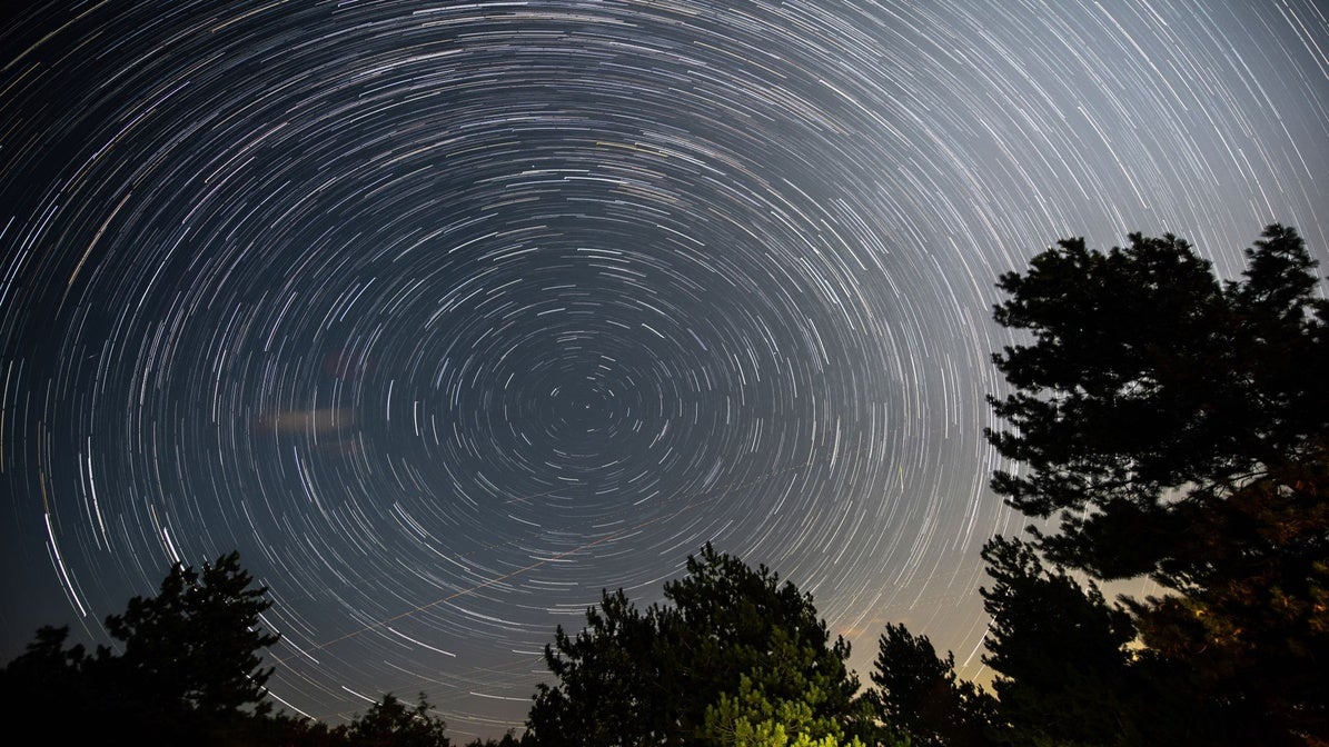 Vista del cielo en la noche del 12 al 13 de agosto, el día que más Perseidas se vieron