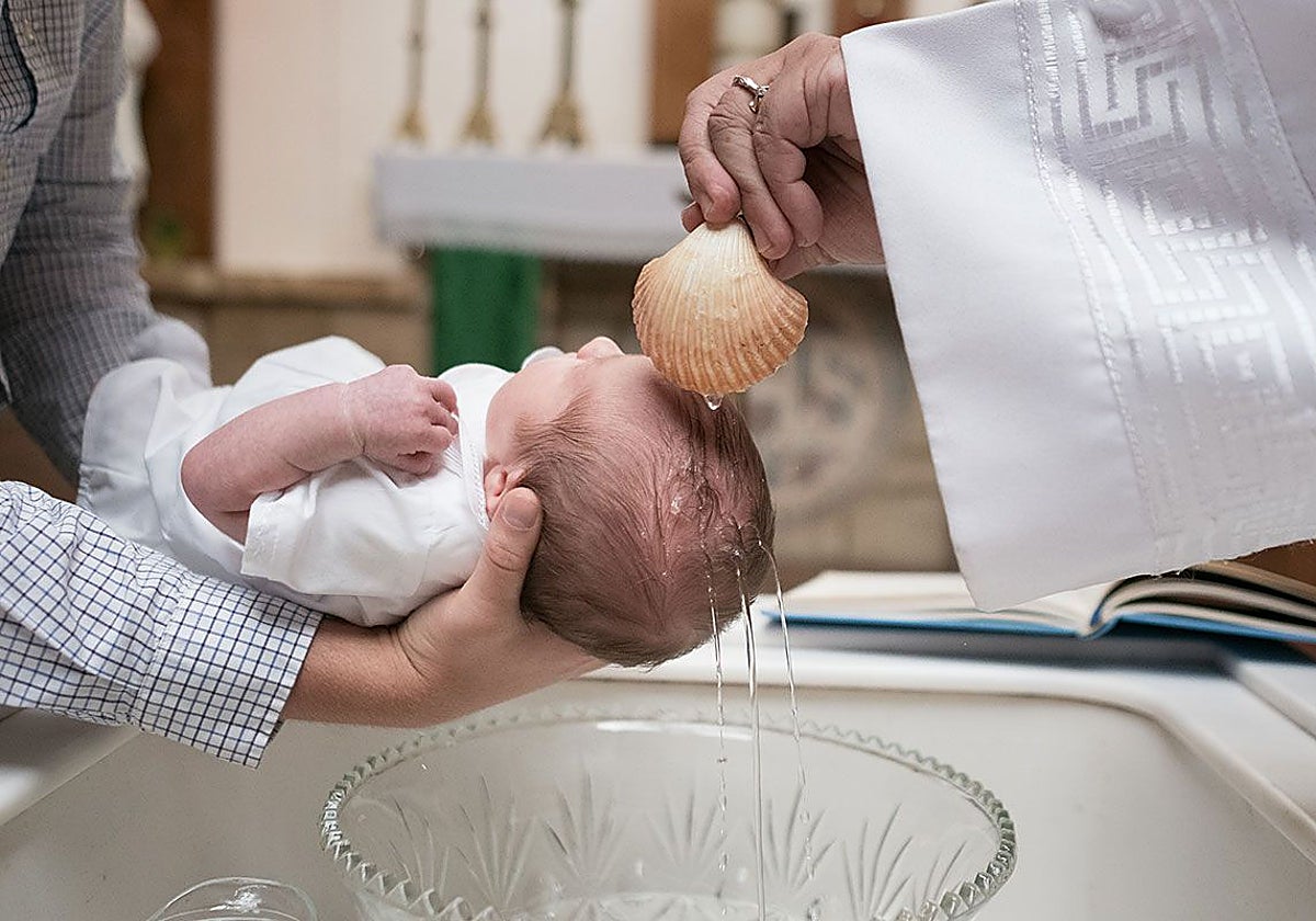 Sostres es padrino: Despídete del niño como Dios manda