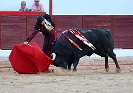 Tarde triunfalista con un serio Emilio de Justo en Colmenar