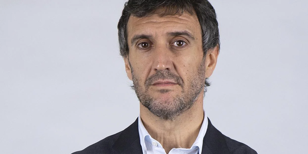 'Periodistas en tiempo de oscuridad', de Fernando Belzunce: una brújula en el laberinto mediático