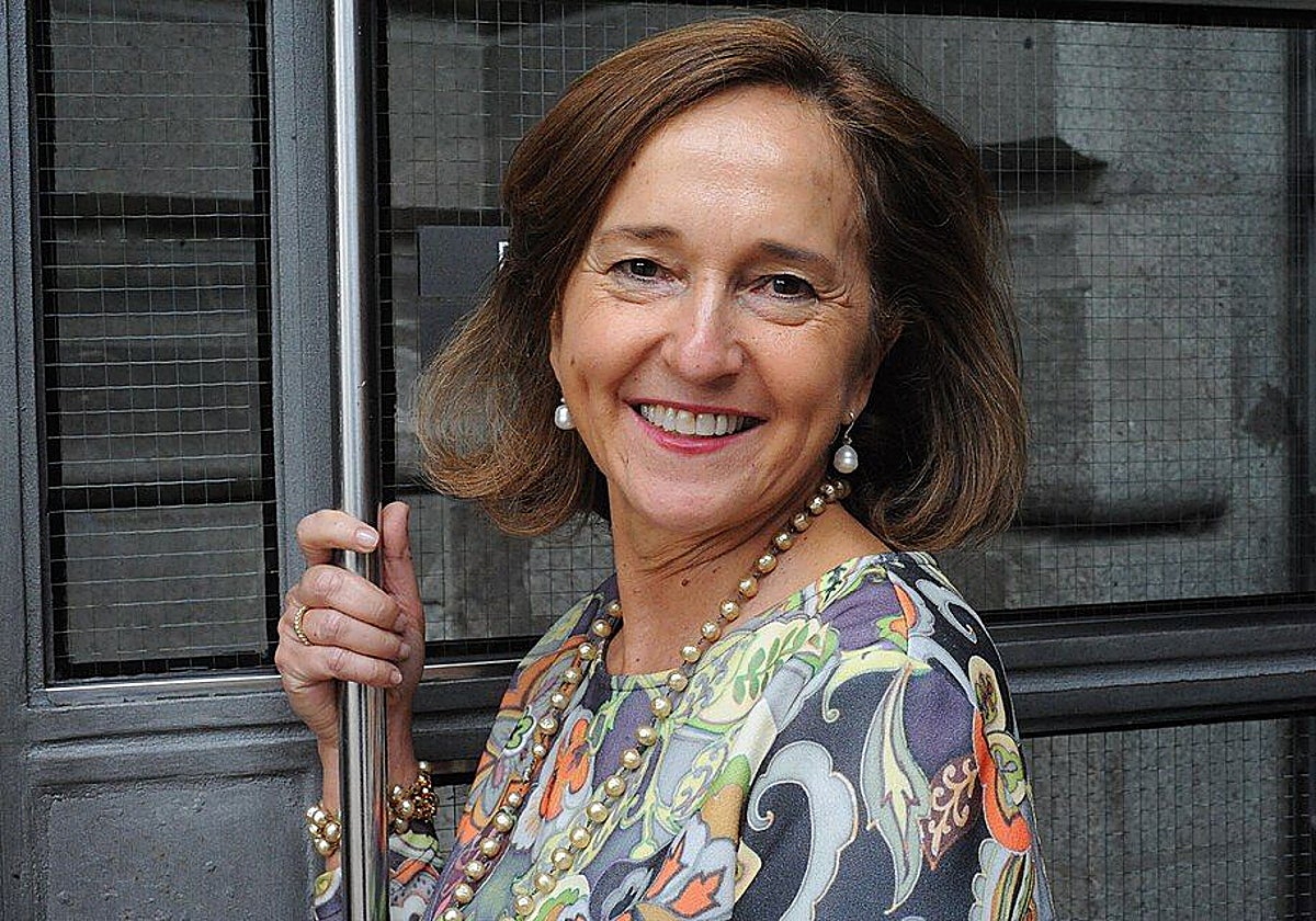 Espasa Ödülü, kadınların entelektüel uyanışı üzerine bir makaleye düşüyor