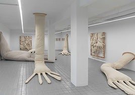 'Fragmento ausente', de Ela Fidalgo: manos que aman