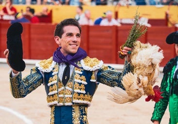 Ginés da otro golpe de atención en su importante verano