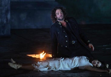 Asmik Grigorian salva en el último minuto un 'Otello' sin techo