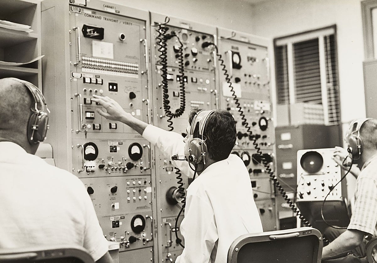 Personal de la estación espacial de Robledo de Chavela en 1966