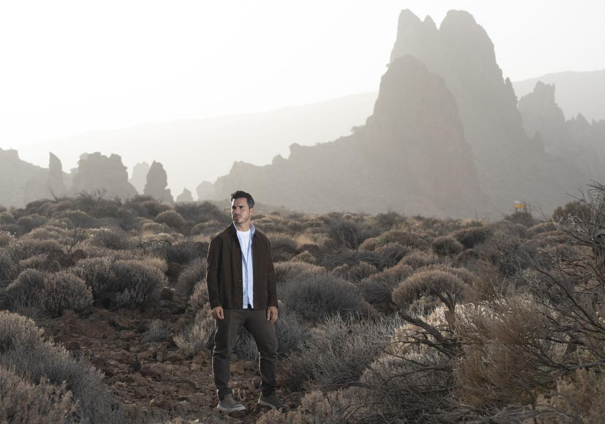 Javier Castillo, el hombre que susurraba los 'best sellers': «Más que el amor, nos une el dolor»