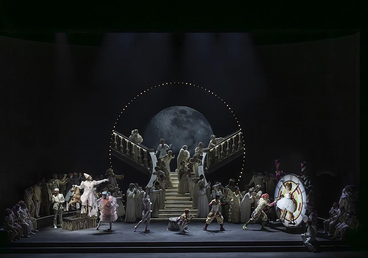 Un &#039;Faust&#039; de deslumbrante complejidad inaugura la temporada del Palau de les Arts valenciano