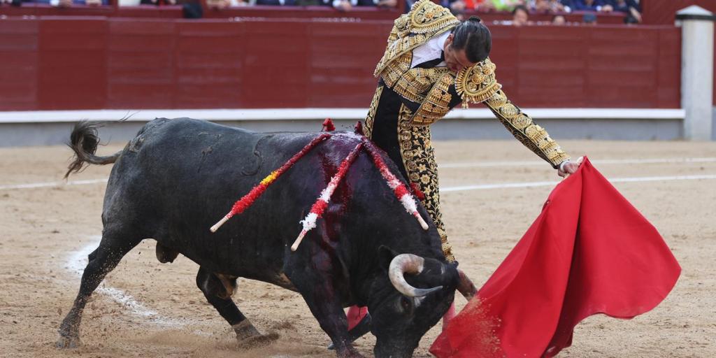 Toros en Las Ventas de Madrid por la Feria de Otoño, en directo: última hora de Uceda Leal, Fortes y Víctor Hernández