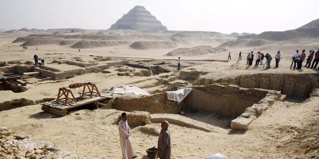 Egipto investiga la desaparición de una antigüedad en una tumba de Saqqara