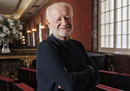 Juan Echanove : «Soy optimista, pero hay veces en que me produce un pudor enorme serlo»