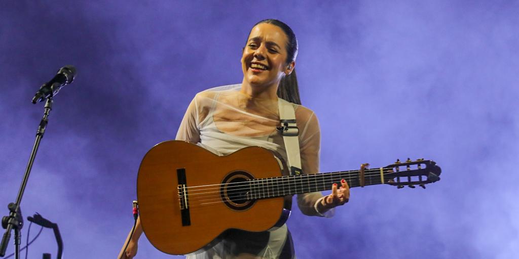 Comunicado urgente de Valeria Castro anunciando su retirada temporal tras lo ocurrido en 'Operación Triunfo': «Me han ido apagando poco a poco»