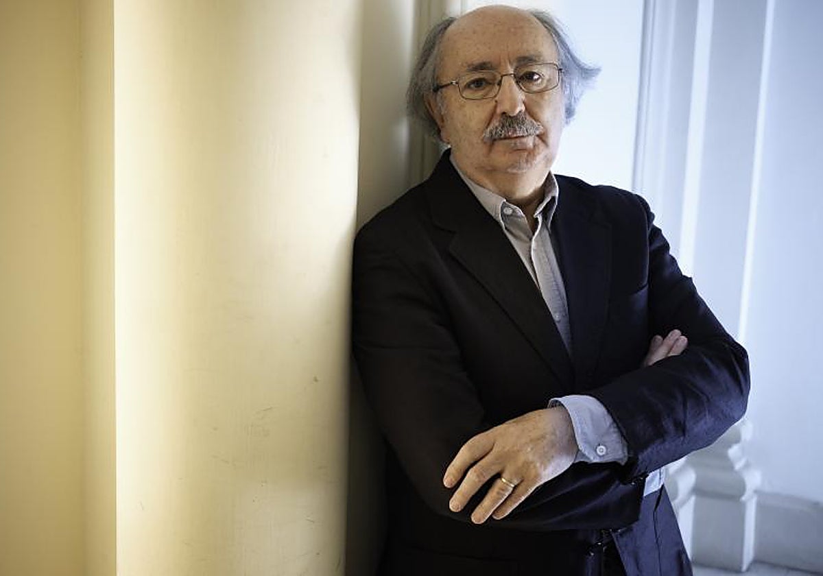 Antonio Colinas (La Bañeza, León,  1946)