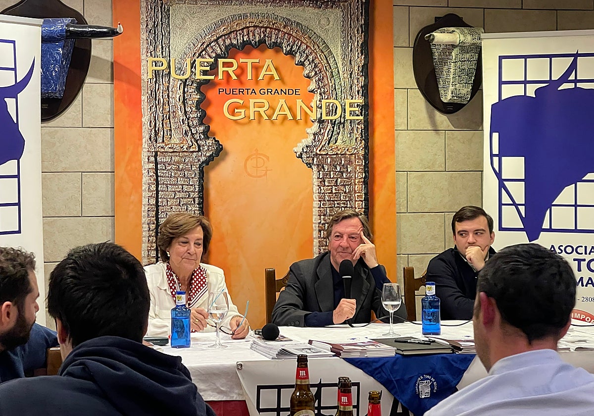 Curro Vázquez durante el coloquio