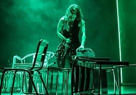 Rocío Molina le pone voz y palabra a su baile en 'Calentamiento'