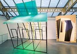 'Fueradentro' y 'Tirarse es sinónimo de futuro...': FOD y otros moradores nómadas del hall ciclópeo