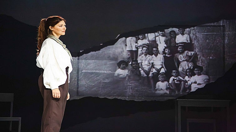 'Historia de una maestra': Josefina Aldecoa busca a su madre