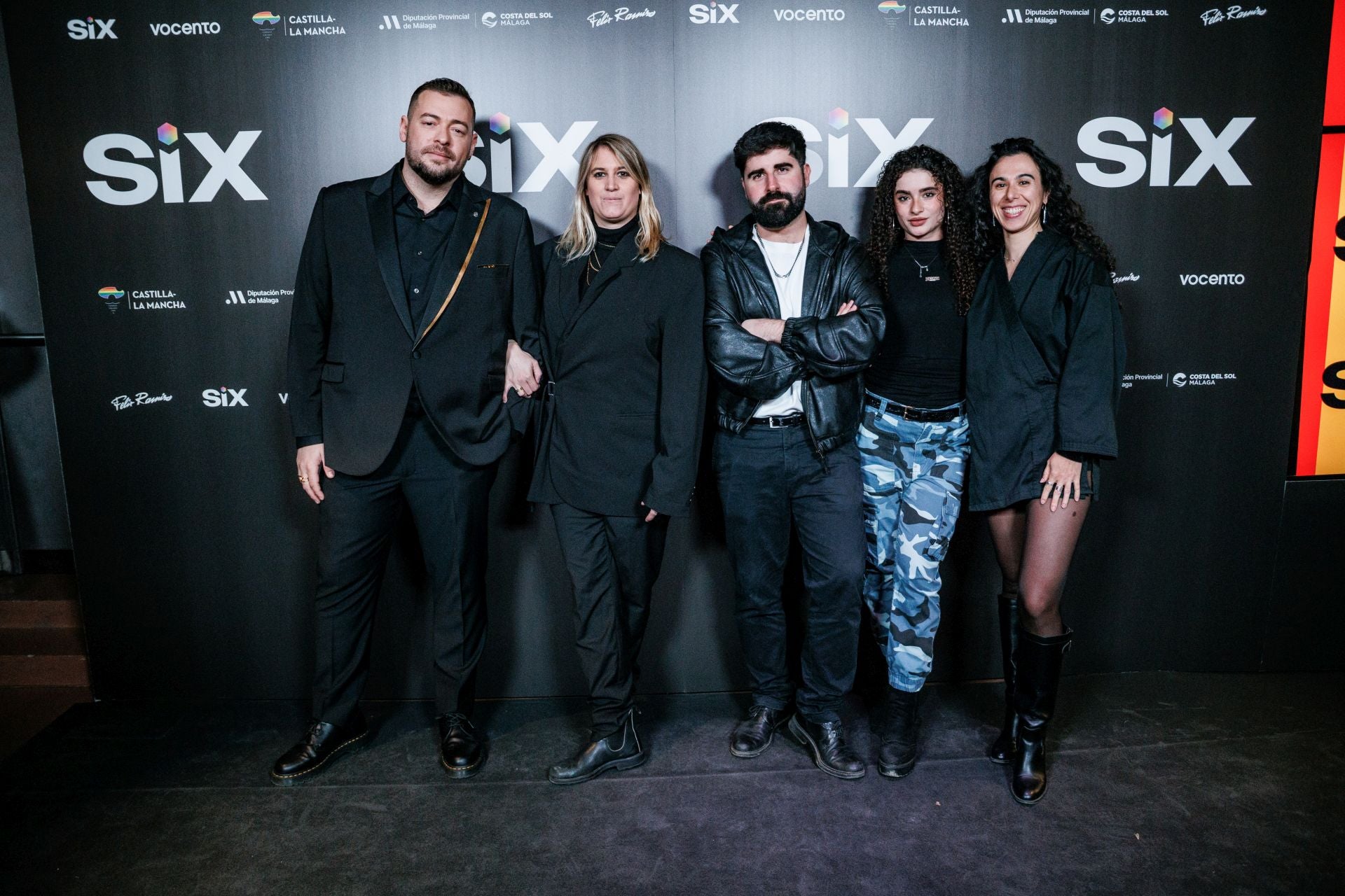 Iván Gelibter, director de SIX; Rocío Saiz, cantante; Pablo Tocino, director de 'Una perra andaluza'; Sara Perogil y Lucía Romeo, actrices de la serie.