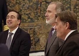 José Manuel Albares, Don Felipe y García Montero, en el Patronato