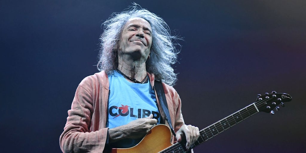 Muere a los 63 años Robe Iniesta, el histórico cantante, fundador y alma de Extremoduro