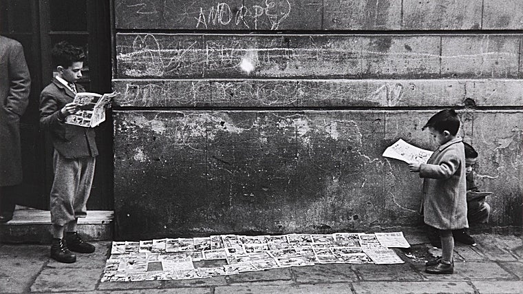 Oriol Maspons. 'TBO-Children in the Barceloneta (Barcelona)'