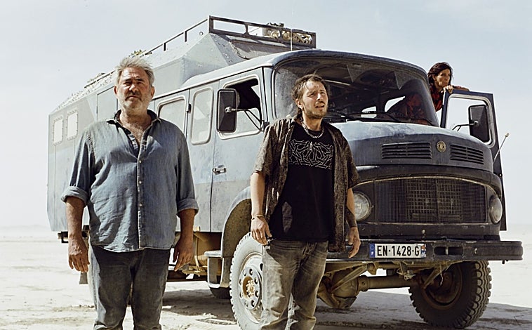 Imagen principal - Fotogramas de 'Sirat', 'Sorda' y Los domingos', tres de las películas españolas de la temporada