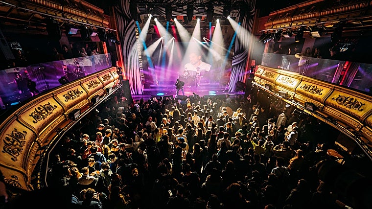Teatro Eslava, uma sala que une gerações através da música ao vivo