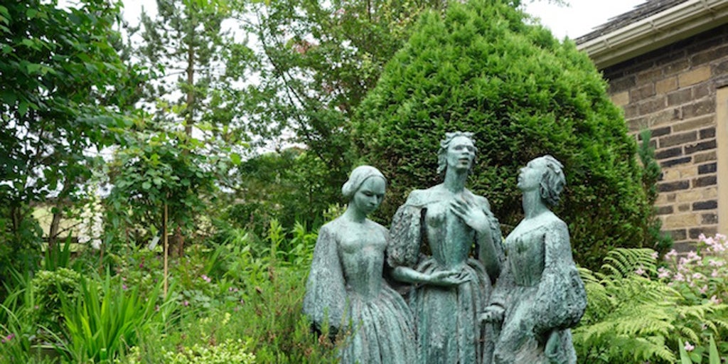 Guía de lugares que ya no existen , de Espido Freire: viajes con alma