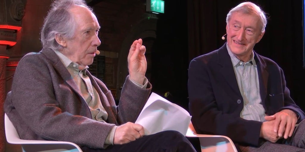 Barnes ve McEwan Londra'daki bir kilisede edebiyat ibadetini kutladılar