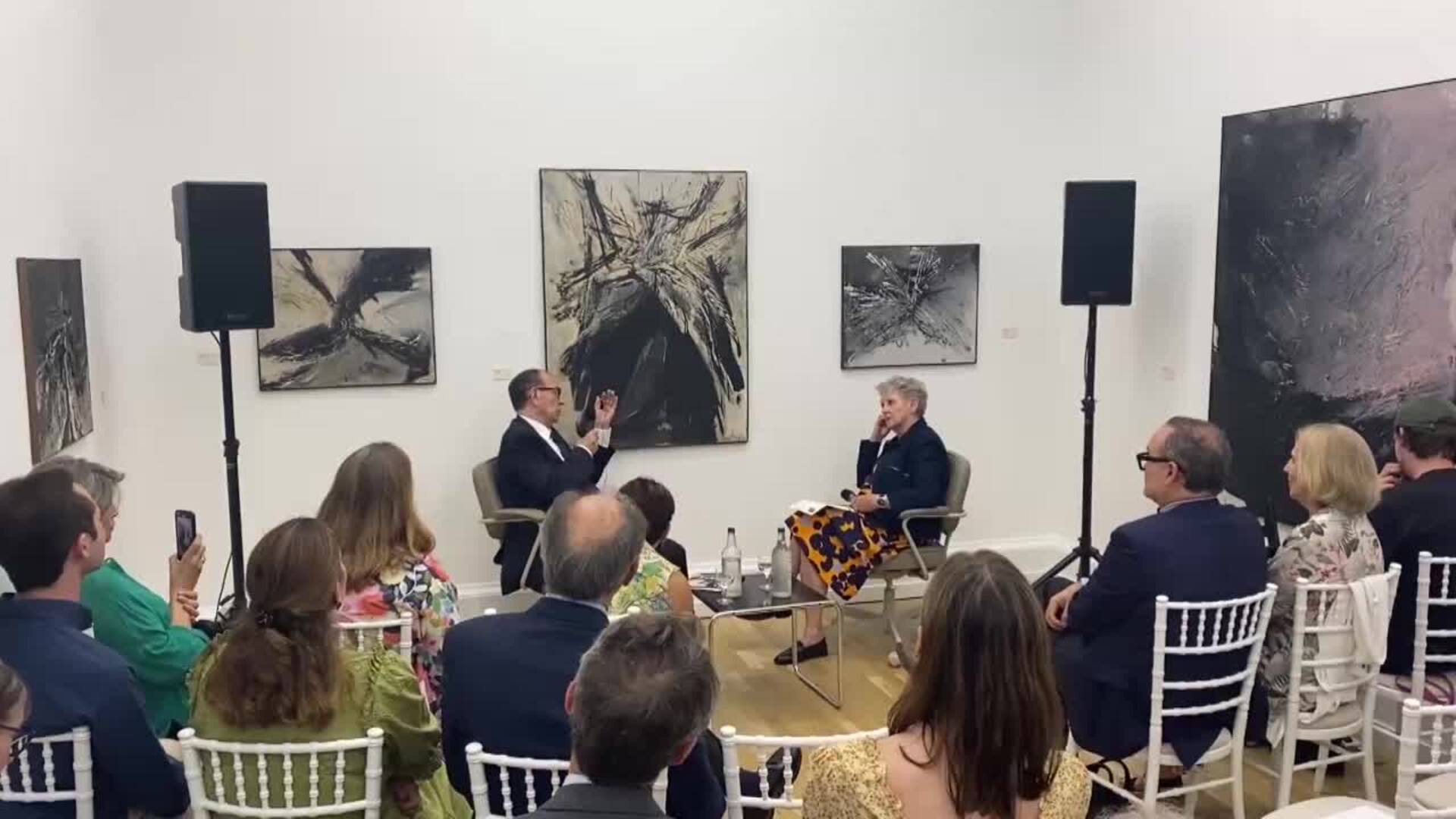 Canogar recuerda en Londres la inspiración de la