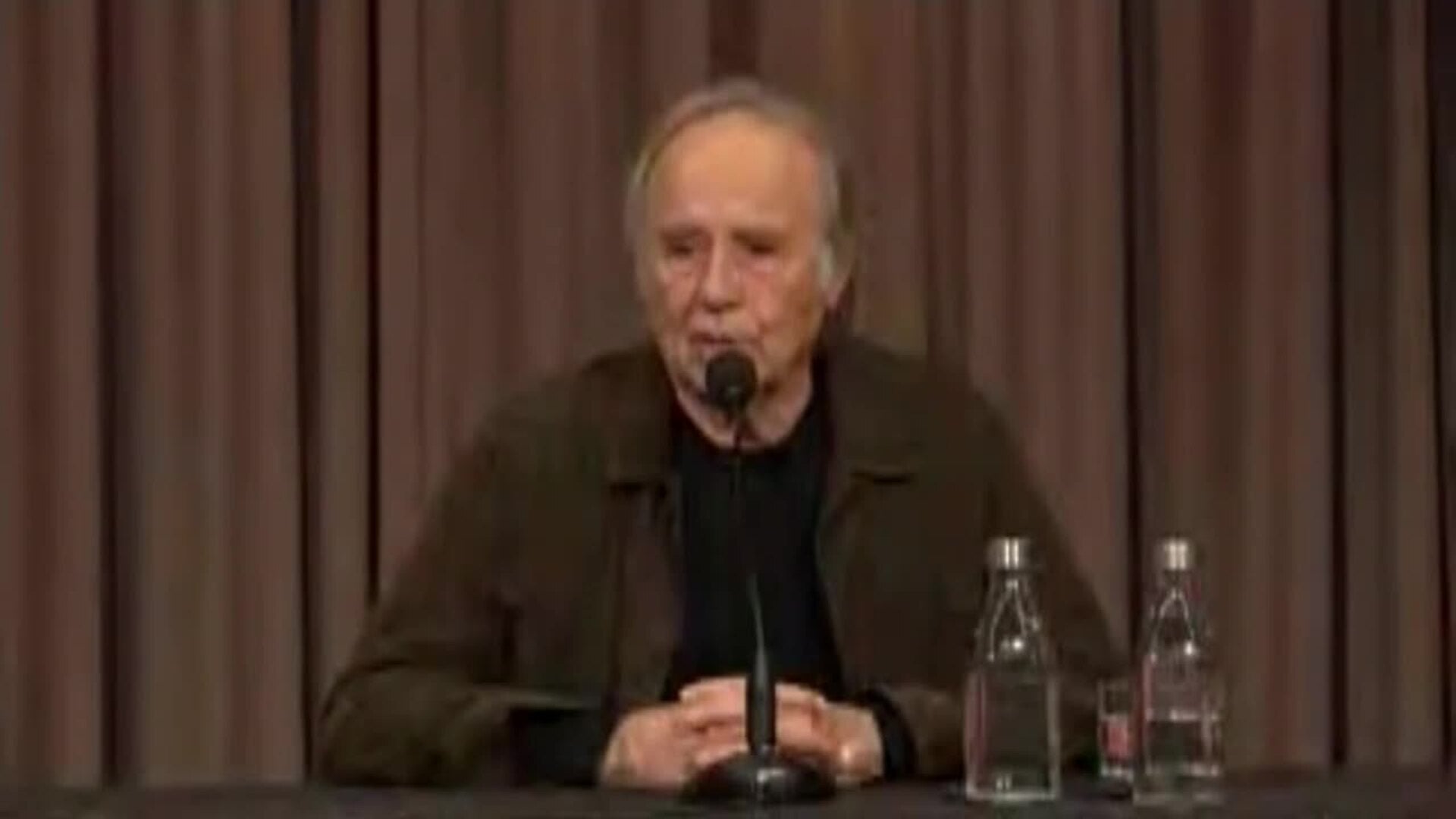 Serrat: &quot;Me siento bastante a gusto con lo que he hecho y lo que he sido&quot;