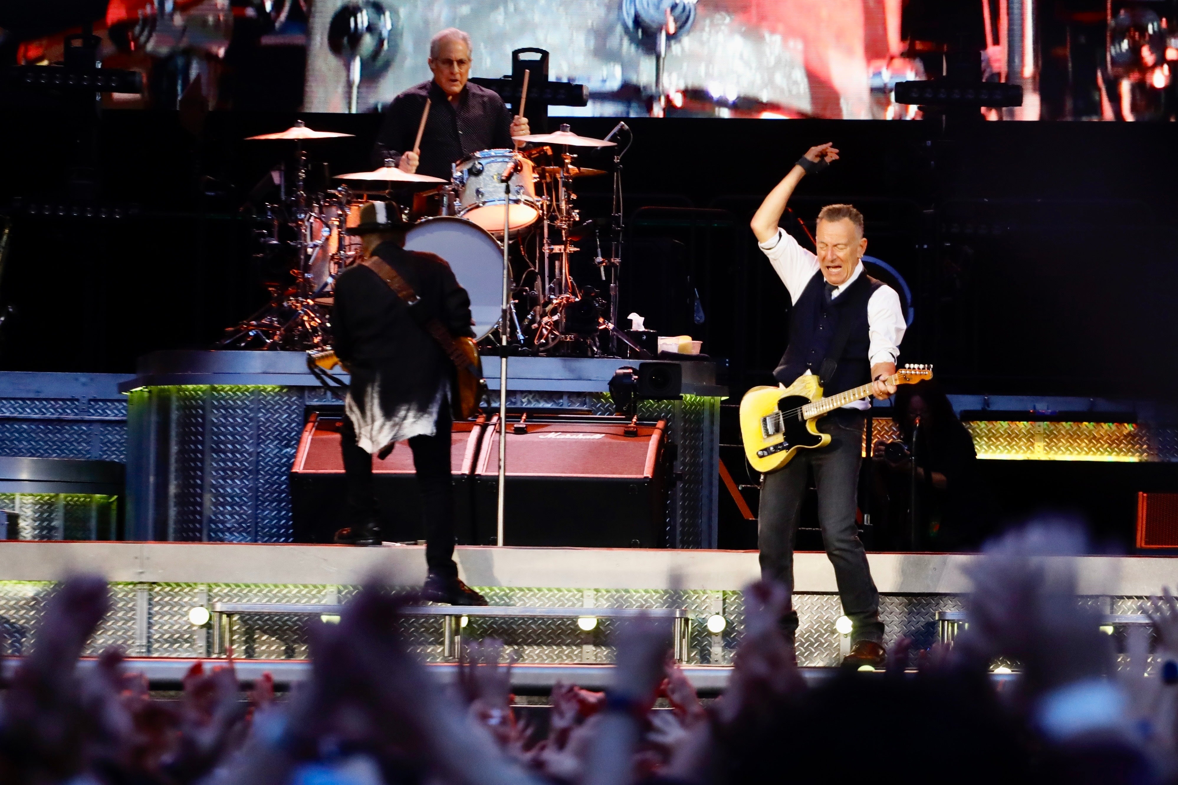 El 'Boss' lo da todo en su segundo concierto en el Cívitas Metropolitano