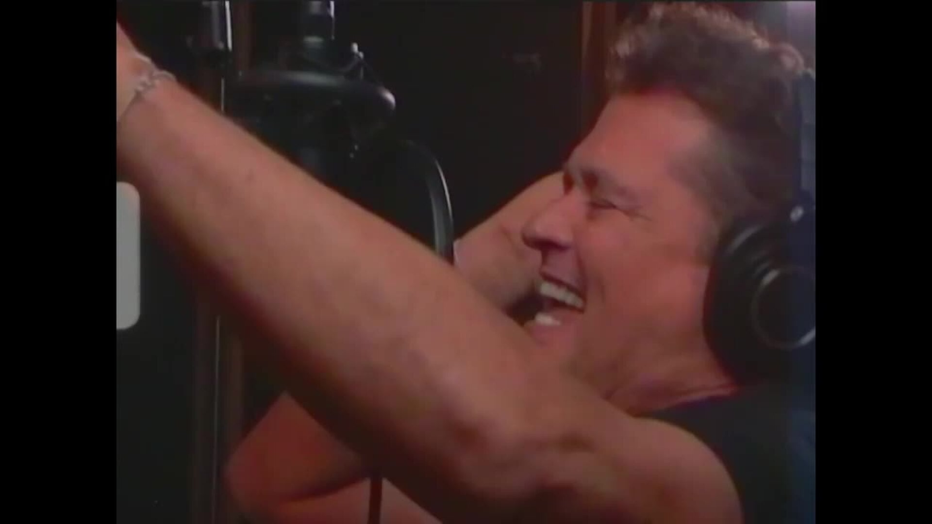 Carlos Vives y el Grupo Niche lanzan versión de &#039;La tierra del olvido&#039; en ritmo de salsa