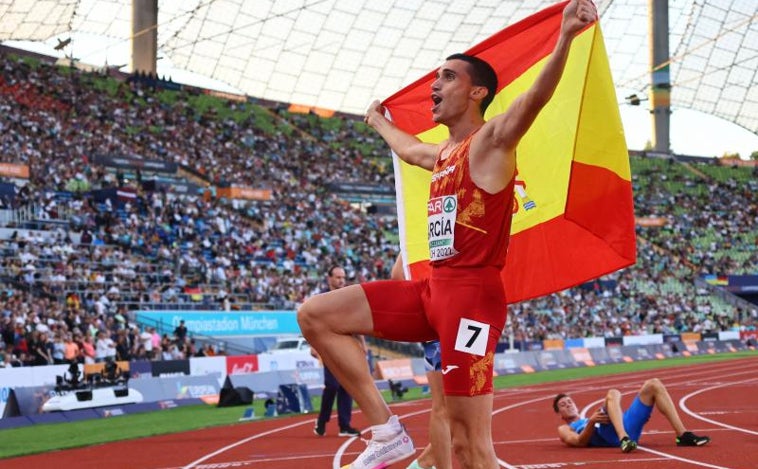 Mariano García atrapa el oro en el 800