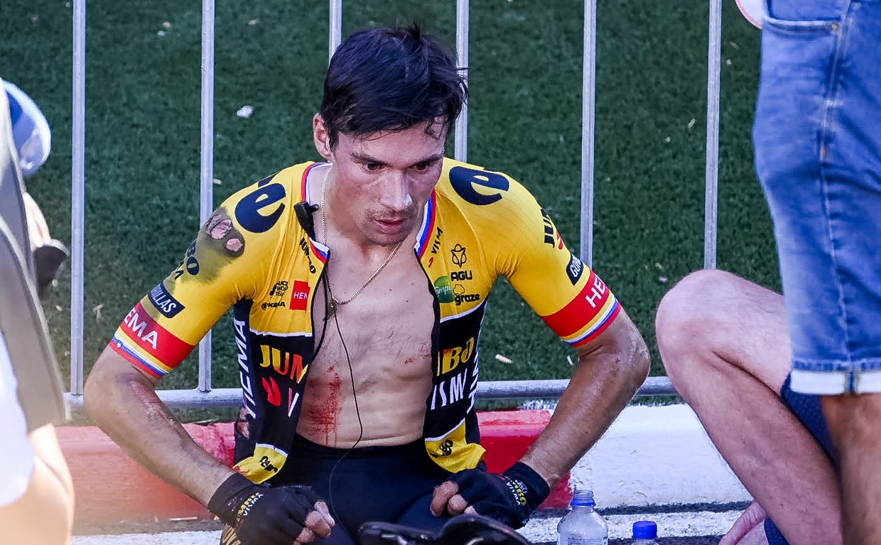 Roglic, herido al entrar en la meta