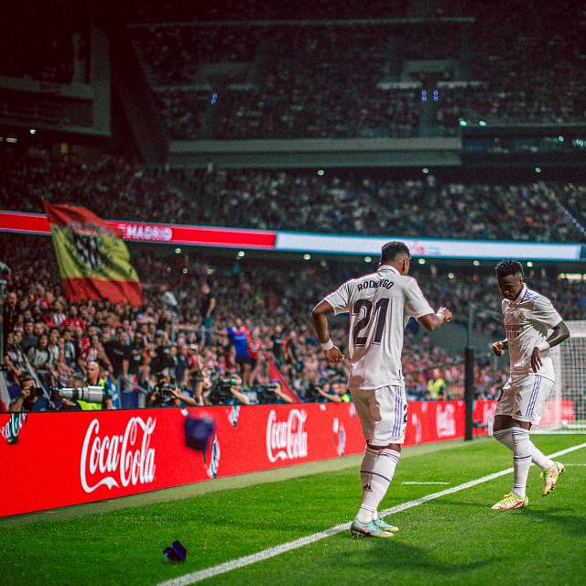 El Atlético promete expulsar a los socios que insultaron a Vinicius