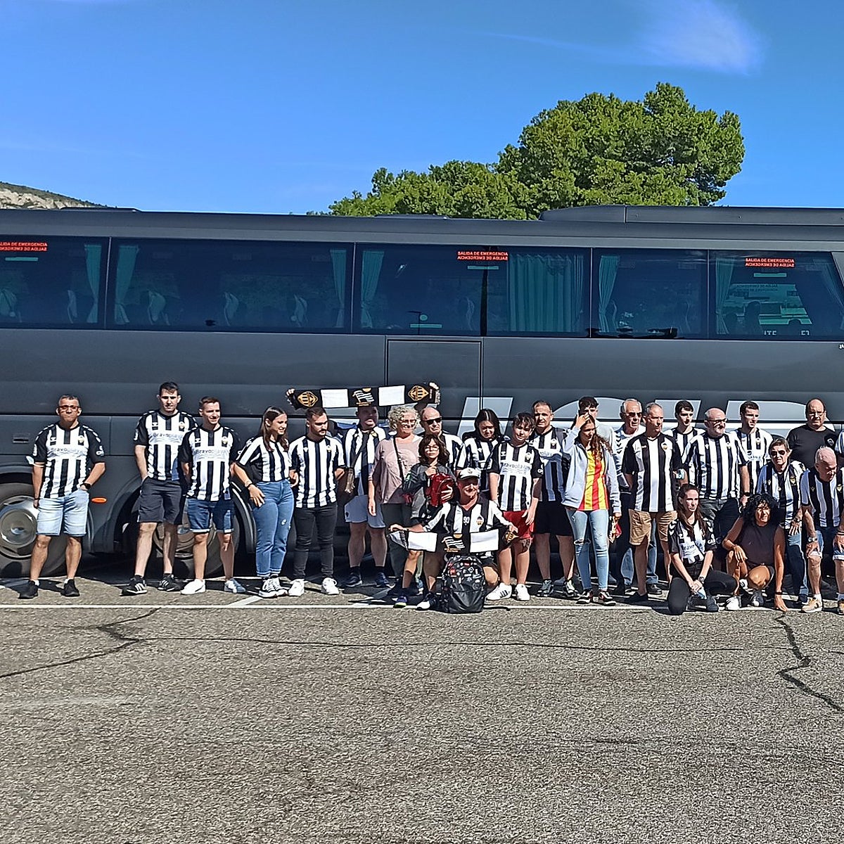 Varios aficionados del Castellón heridos en un ataque con palos y botellas