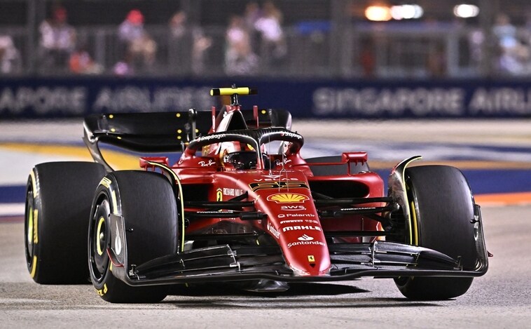 Carlos Sainz lidera la segunda sesión de libres