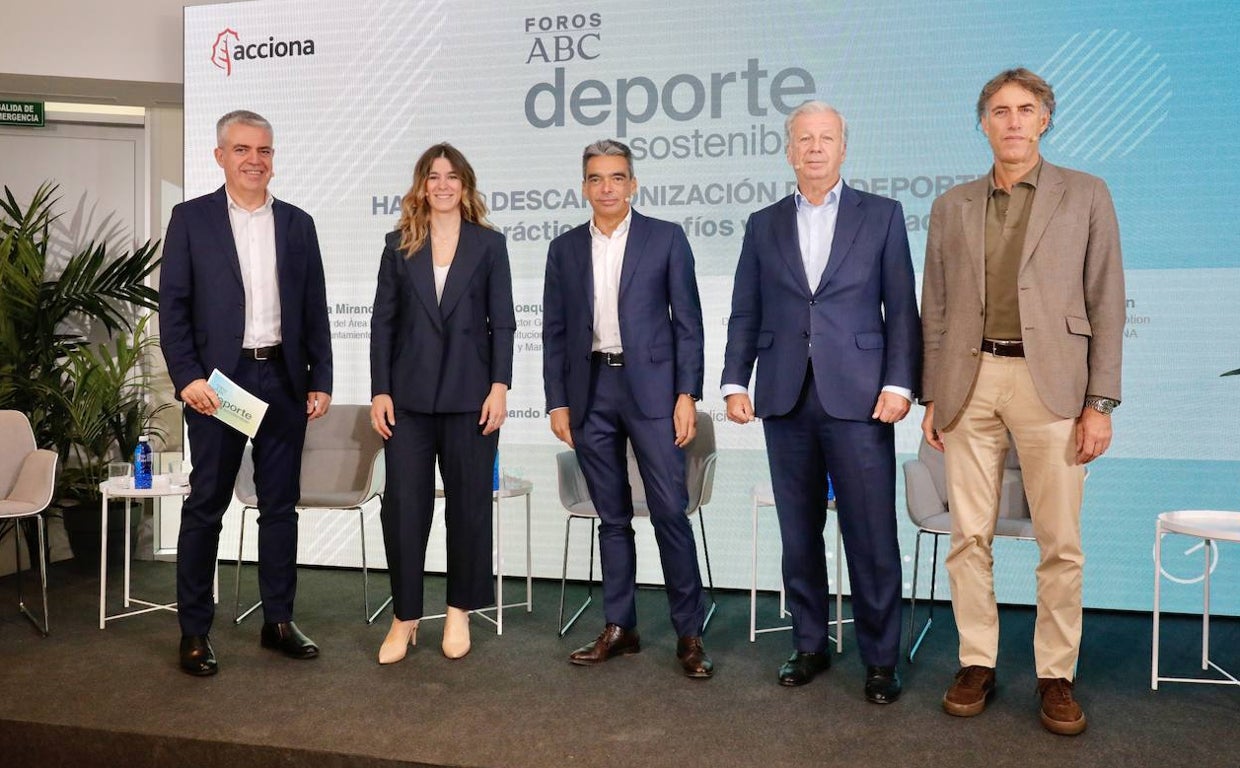 De izquierda a derecha, Fernando Rojo, Sofía Miranda, Albert Soler Joaquín Mollinedo y Gerard Tsobanian