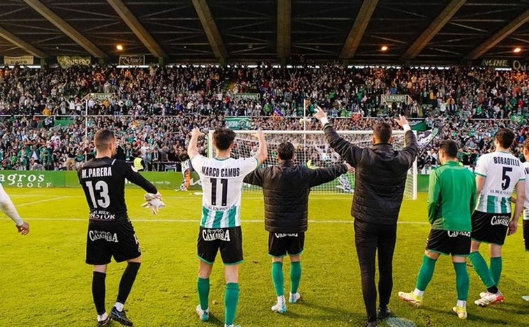 El Racing contra las pipas: los aficionados no pueden comer frutos secos con cáscara en su estadio