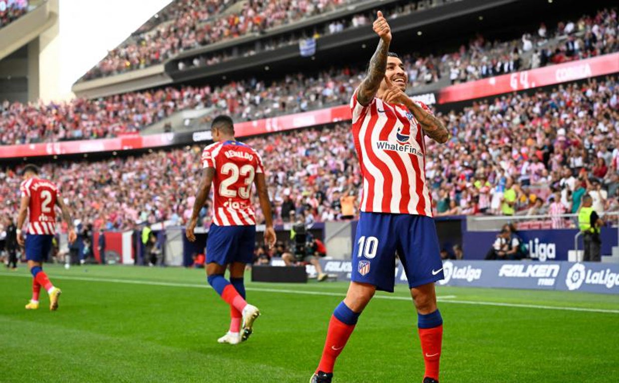 Ángel Correa celebra uno de sus tantos al Girona