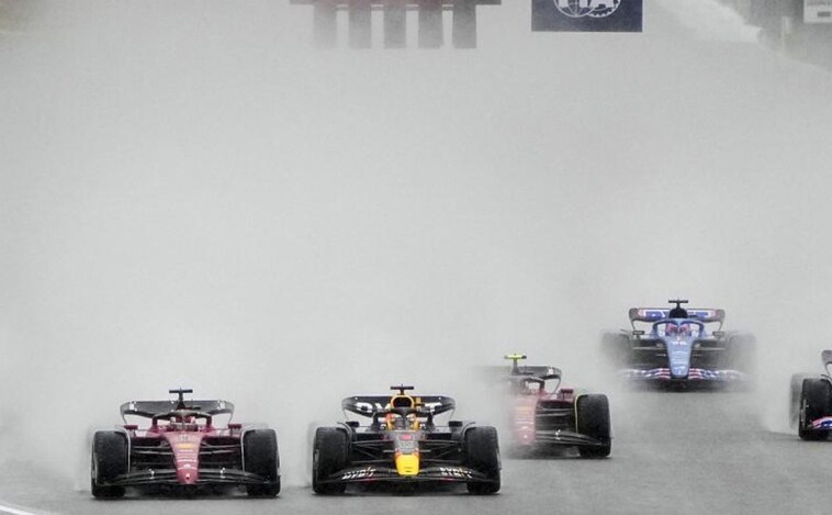 Verstappen, bicampeón entre la confusión y una carrera de temor y riesgo en Japón