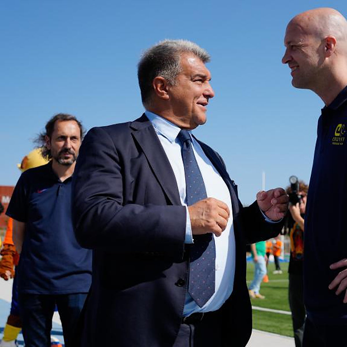 Laporta incendia el vestuario